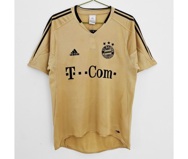 2004-2005 Bayern Munich Away Retro Jersey 