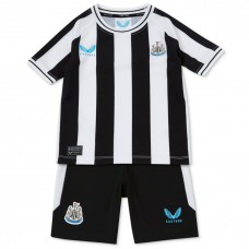 2022-23 Newcastle United Home Kids Kit